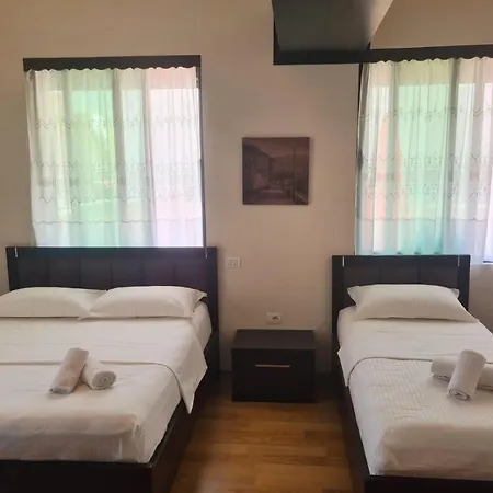 32 Tatil Evi Berat